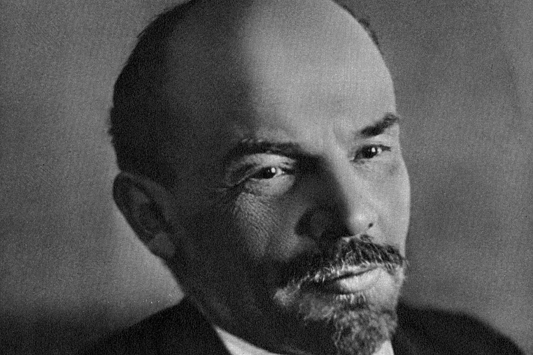 Владимир Ленин об одиночестве обычного человека в мире подлости и корысти