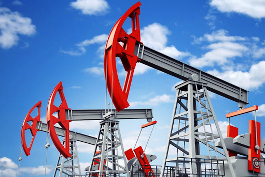 Нефтяная отрасль РФ обеспечит промышленность заказами на 10-15 лет