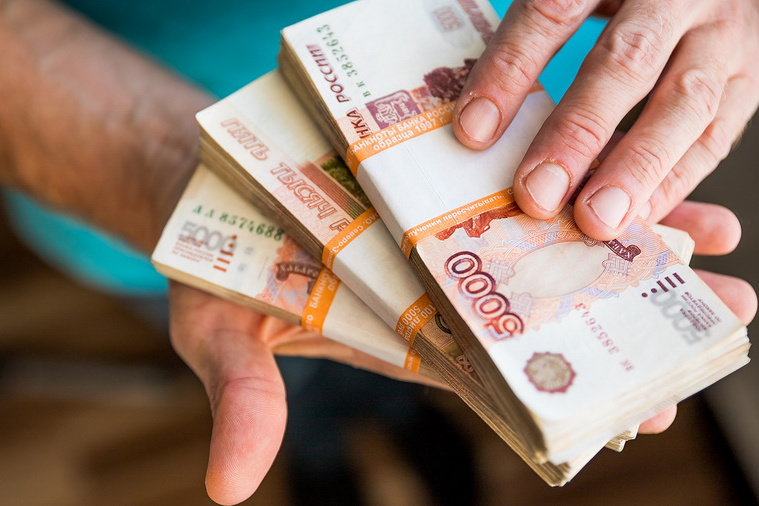 Сколько нужно россиянам чтобы жить нормально