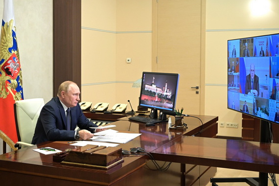 Владимир Путин провел заседание Совета при Президенте по стратегическому развитию и национальным проектам