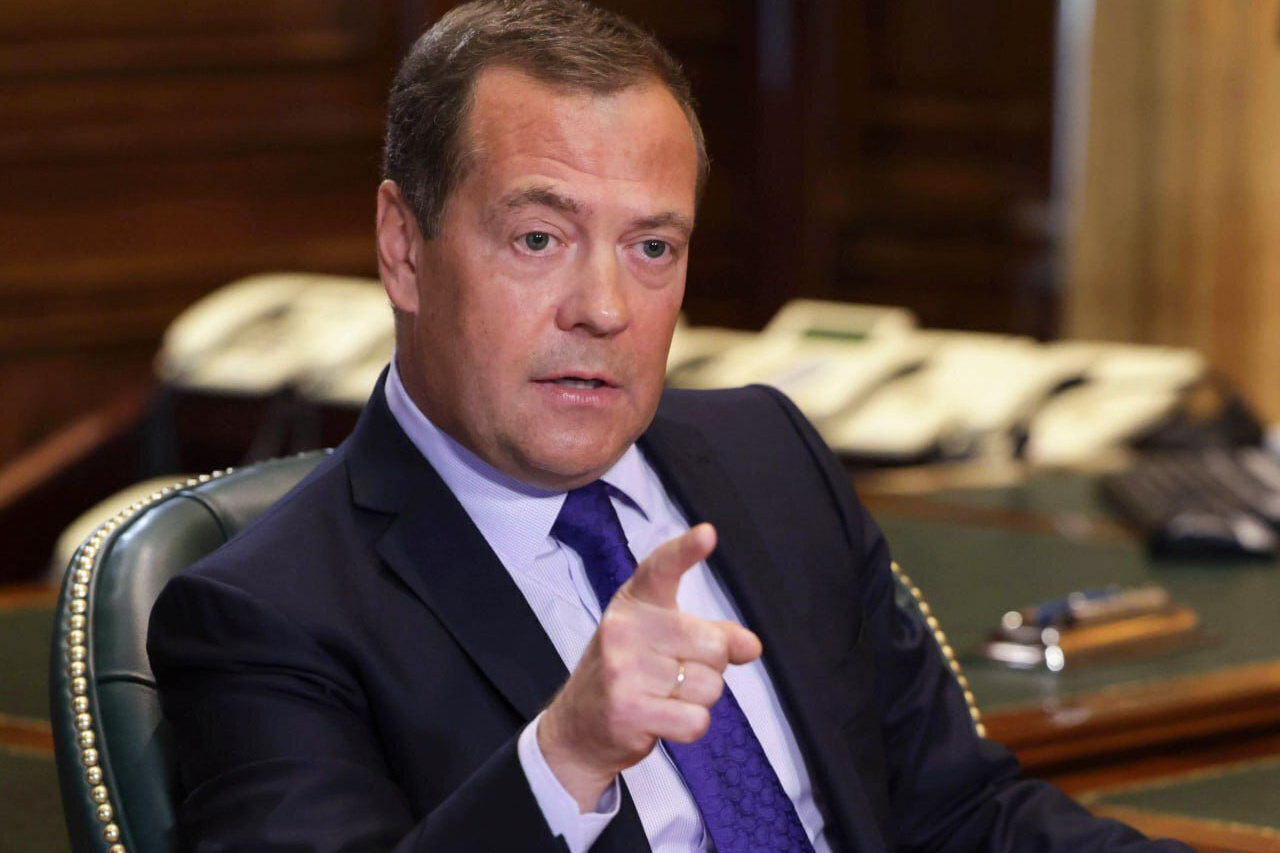 Дмитрий Медведев о том, что должно быть объявлено, чтобы избежать катастрофы