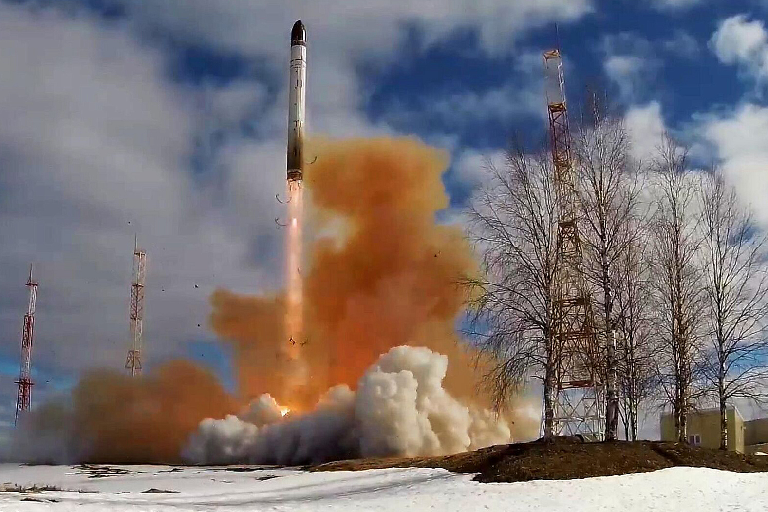 Кому "Сармат"?
